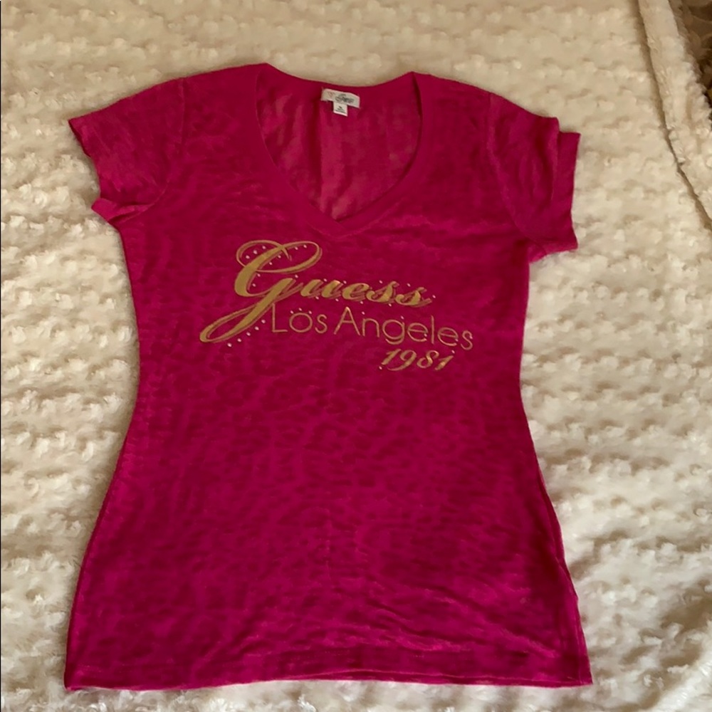 Pink Guess T-shirt
